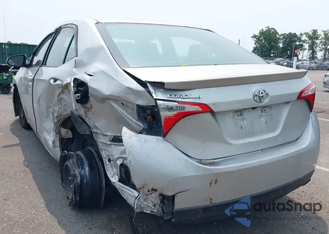 2018 Toyota Corolla Le z USA, uszkodzony, nr VIN 2T1BURHE9JC067155